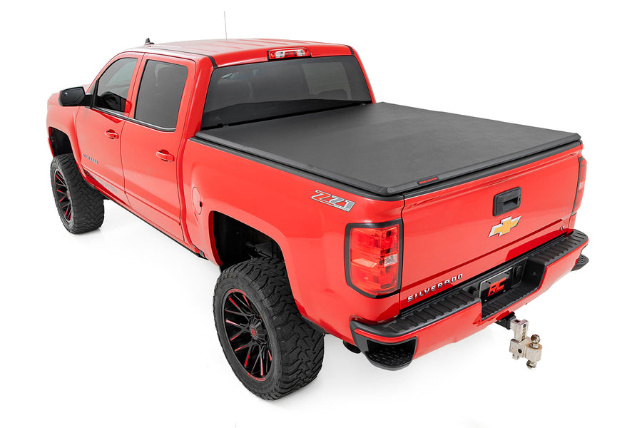 Cubierta de Caja Suave Tri-Plegable | 5'9" Bed | Chevy/GMC 1500 (14-18 & Classic)
