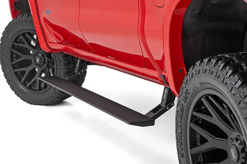 Estribos Eléctricos | Dual Electric Motor | Cabina Crew | Chevy/GMC 1500/2500HD/3500HD (19-26)