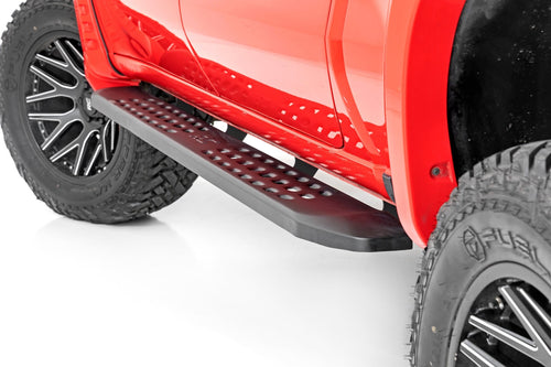 RPT2 Estribos | Cabina Crew | Negro | Chevy/GMC 1500/2500HD/3500HD (19-26)