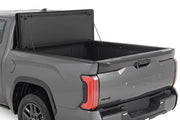 Cubierta de Caja Rígida Tri-Plegable Abatible | 5'7" | Toyota Tundra 2WD/4WD (2022-2026)