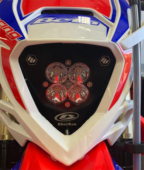 Luz Auxiliar LED Baja Designs Squadron Sport Headlight Kit (A/C) | Beta RR 2-Stroke 2020-2024 125RR/200RR/250RR/300RR/RX