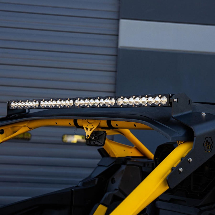 Barra de luz LED Baja Designs Can-Am Maverick R 40" S8 Roof Mount Kit - Can-Am Maverick R 2024-2026 (Light Pattern: Driving/Combo, Color: Clear)