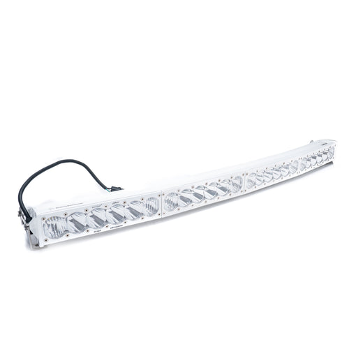 Barra de luz LED Baja Designs OnX6 White Arc LED Light Bar - Universal (Size: 40 Inch, Light Pattern: Driving/Combo, Color: Clear)