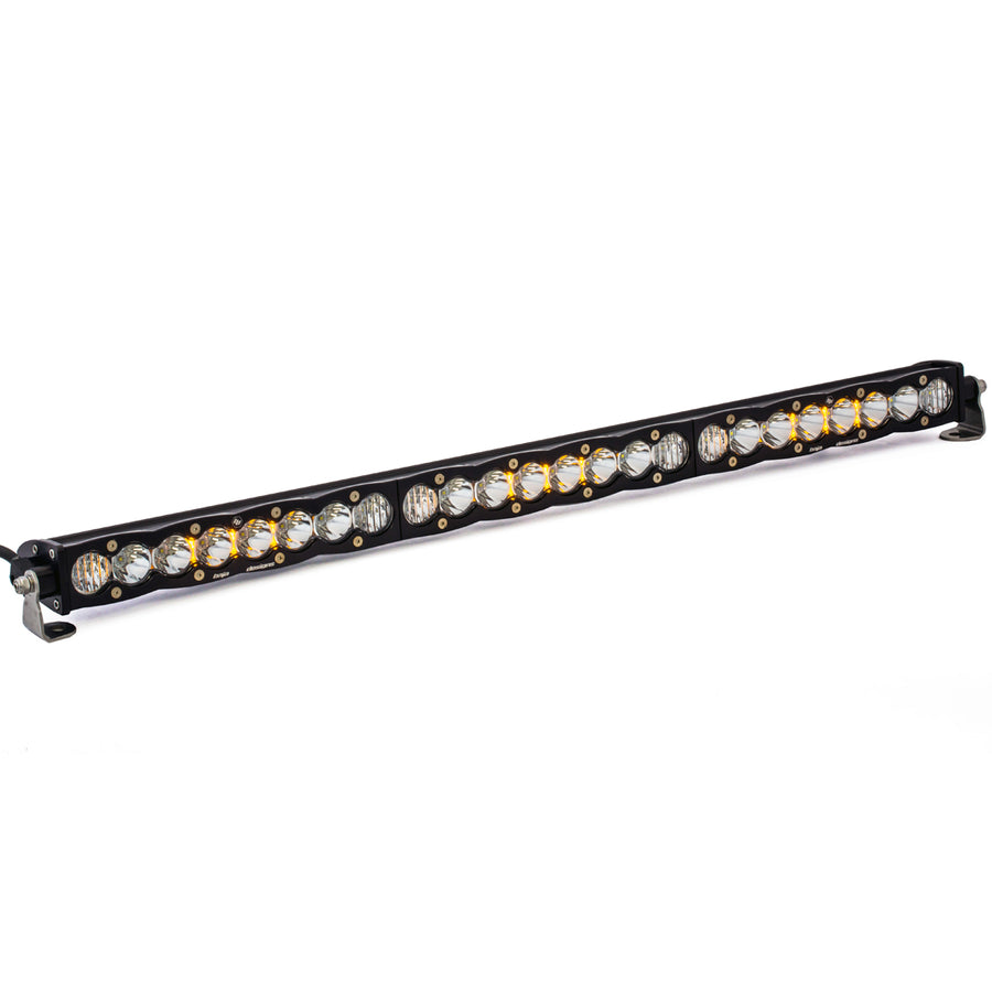 Barra de luz LED Baja Designs S8 Straight LED Light Bar - Universal (Size: 30 Inch, Light Pattern: Driving/Combo, Color: Clear)