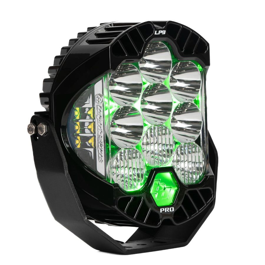 Luz auxiliar LED Baja Designs LP9 Pro LED Auxiliary Light Pod - Universal (Light Pattern: Driving/Combo, Color: Clear, Backlight: Green)