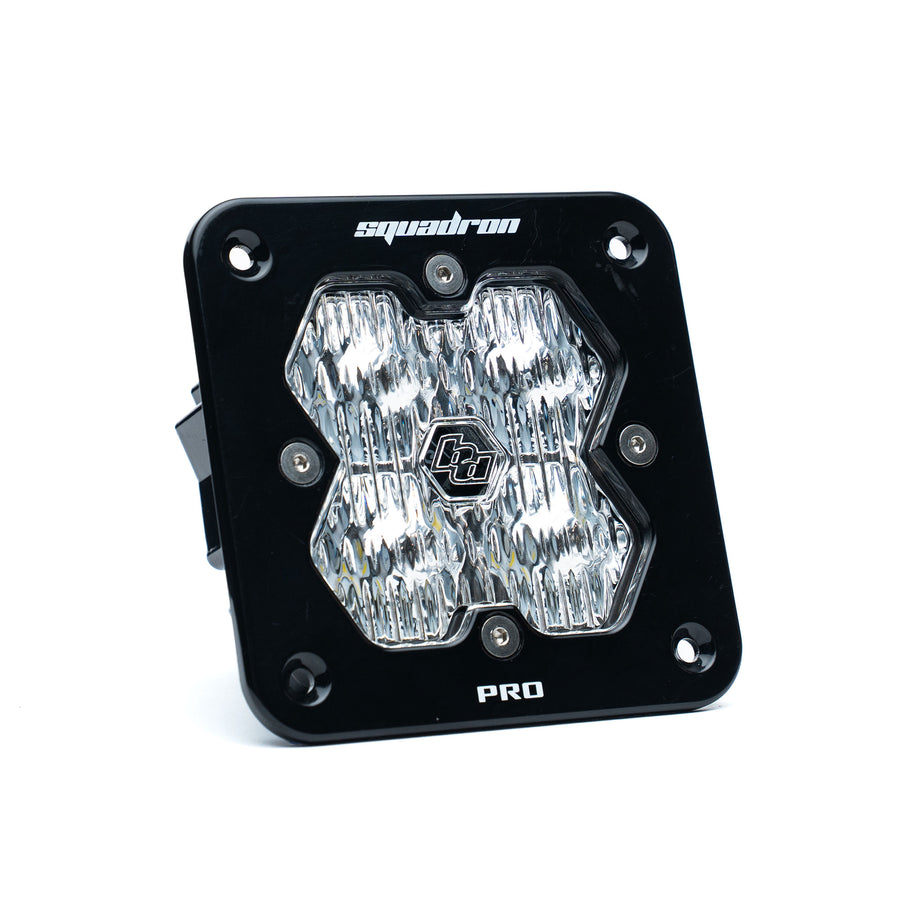 Luz auxiliar LED Baja Designs Squadron 2.0 Pro Black Flush Mount LED Auxiliary Light Pod - Universal (Light Pattern: Wide Cornering, Color: Clear)