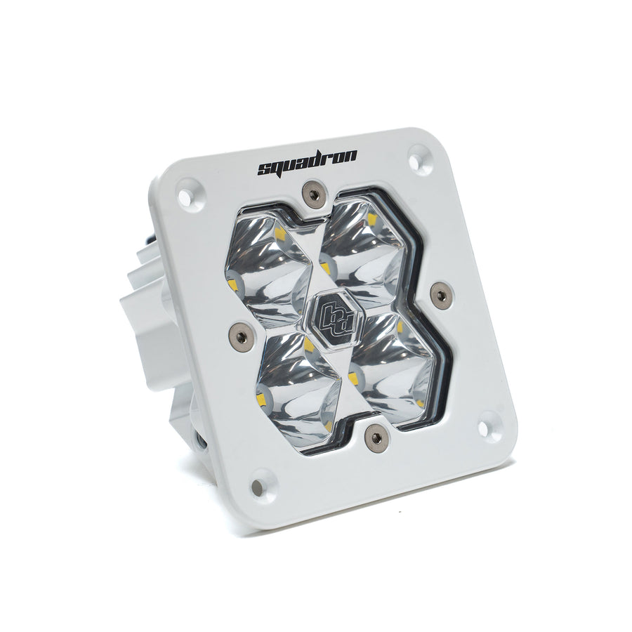 Luz auxiliar LED Baja Designs Squadron 2.0 Sport White Flush Mount LED Auxiliary Light Pod - Universal (Light Pattern: Spot, Color: Clear)