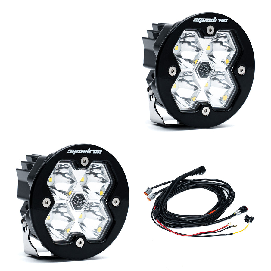 Luz auxiliar LED Baja Designs Squadron-R 2.0 Sport Black LED Auxiliary Light Pod Pair - Universal (Light Pattern: Spot, Color: Clear, Harness?: Yes)