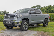 Estribo Tubular Ovalado | Cabina Crew | Negro | Toyota Tundra 2WD/4WD (2007-2021)