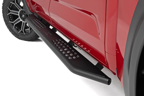 OV2 Estribos | Barras Estribo Laterales | Cabina Crew | Toyota Tundra 2WD/4WD (22-26)