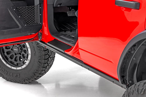 Revestimiento Trail | Placas de Estribo Rocker | 4 Puertas | Ford Bronco 4WD (2021-2026)