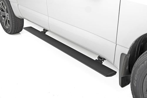 Estribos Eléctricos | Dual Electric Motor | Nissan Titan 2WD/4WD (2017-2024)