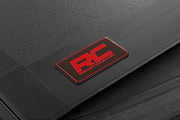 Cubierta de Caja Rígida Tri-Plegable Abatible | 6' Bed | Chevy/GMC Canyon/Colorado (15-26)
