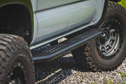 OV2 Estribos | Barras Estribo Laterales | Cabina Crew | Toyota Tacoma 2WD/4WD (16-23)
