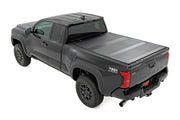 Cubierta de Caja Rígida Tri-Plegable Abatible | 6' Bed | Toyota Tacoma 2WD/4WD (2024-2026)