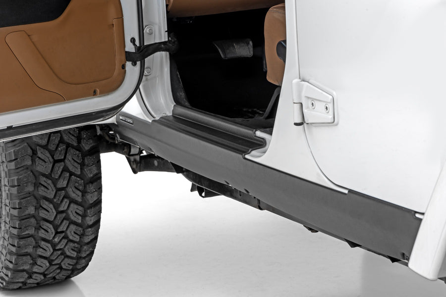 Revestimiento Trail | Placas de Estribo Rocker | Jeep Wrangler Unlimited 2WD/4WD (07-18)