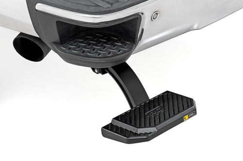 Escalón Retráctil de Caja | Extracción Manual | Chevy/GMC 1500 (14-18 & Classic)
