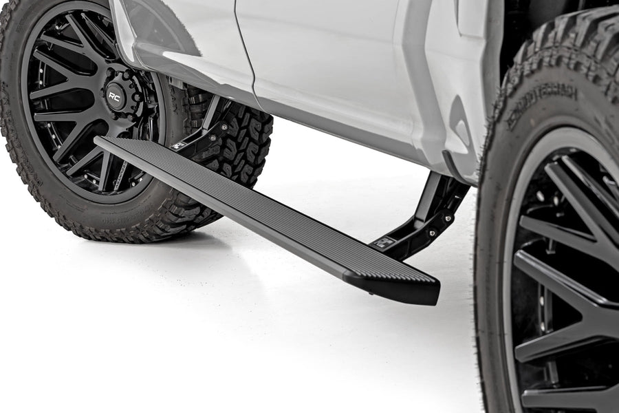 Estribos Eléctricos | HT-Series | Cabina Crew | Ford F-150/Lightning/F-250/F-350/Raptor (15-26)