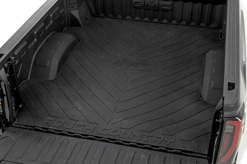 Tapete de Caja | 6'9" Bed | Logo RC | Chevy/GMC  Silverado/Sierra 2500HD/3500HD (20-26)
