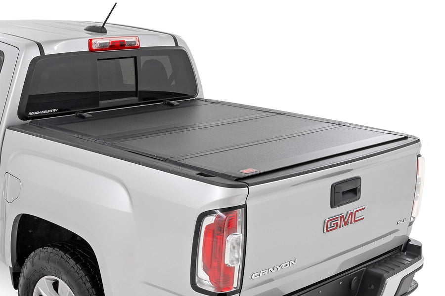 Cubierta de Caja Rígida Tri-Plegable Abatible | 6' Bed | Chevy/GMC Canyon/Colorado (15-26)