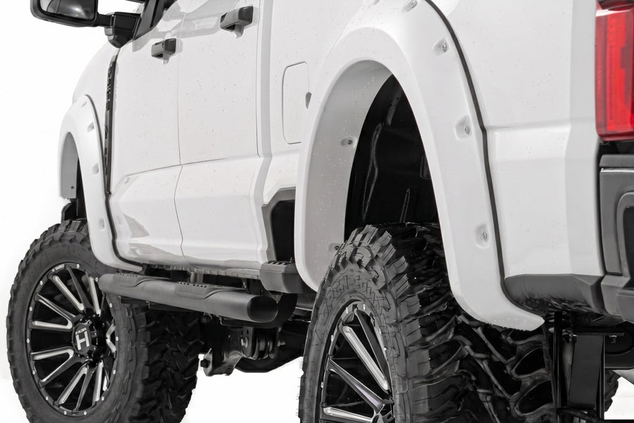 Guardabarros Pocket | YZ Oxford Blanco | Ford F-250/F-350 Super Duty (23-26)