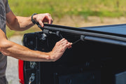 Cubierta de Caja Rígida Enrollable | 5' Bed | Toyota Tacoma 2WD/4WD (2016-2023)