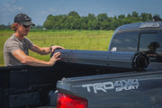 Cubierta de Caja Rígida Enrollable | 5' Bed | Toyota Tacoma 2WD/4WD (2016-2023)