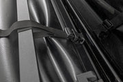 Cubierta de Caja Suave Tri-Plegable | 5'7" Bed | Nissan Titan 2WD/4WD (2017-2024)