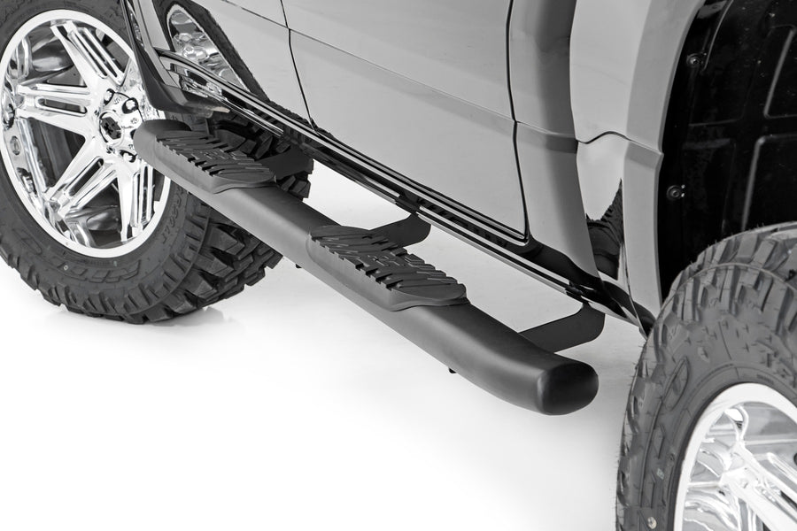 Estribo Tubular Ovalado | Cabina Crew | Negro | Ram 1500 (19-26)/1500 TRX (21-24)