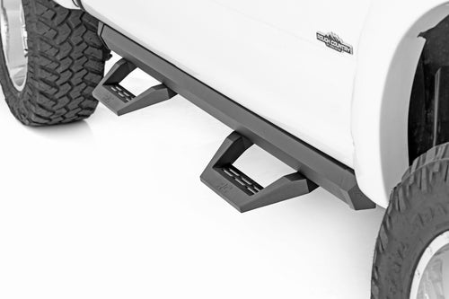 SRX2 Adj aluminio Step | Cabina Crew | Ram 1500 (19-26)/1500 TRX (21-24)