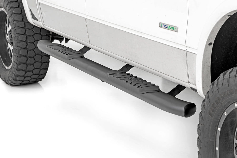 Estribo Tubular Ovalado | Cabina Crew | Negro | Ford F-150 2WD/4WD (2009-2014)