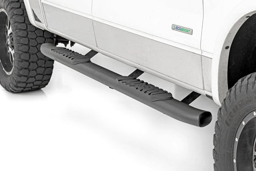 Estribo Tubular Ovalado | Cabina Crew | Negro | Ford F-150 2WD/4WD (2009-2014)