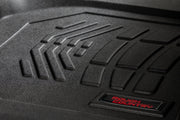 Tapetes Sure-Fit | Over Hump Delanteros | Crew | Chevy/GMC 1500/2500HD/3500HD (19-26)