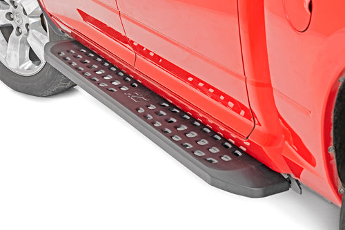 RPT2 Estribos | Cabina Crew | Negro | Ram 1500 2WD/4WD (2009-2018 & Classic)