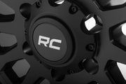Rough Country 87 Serie Rin | Beadlock Simulado | Negro/Maquinado | 17x8.5 | 6x5.5 | +0mm